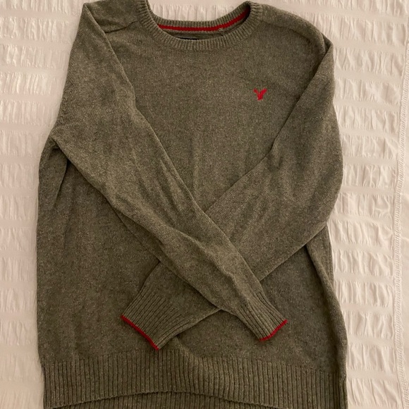 AE Gray Sweater - Picture 2 of 6